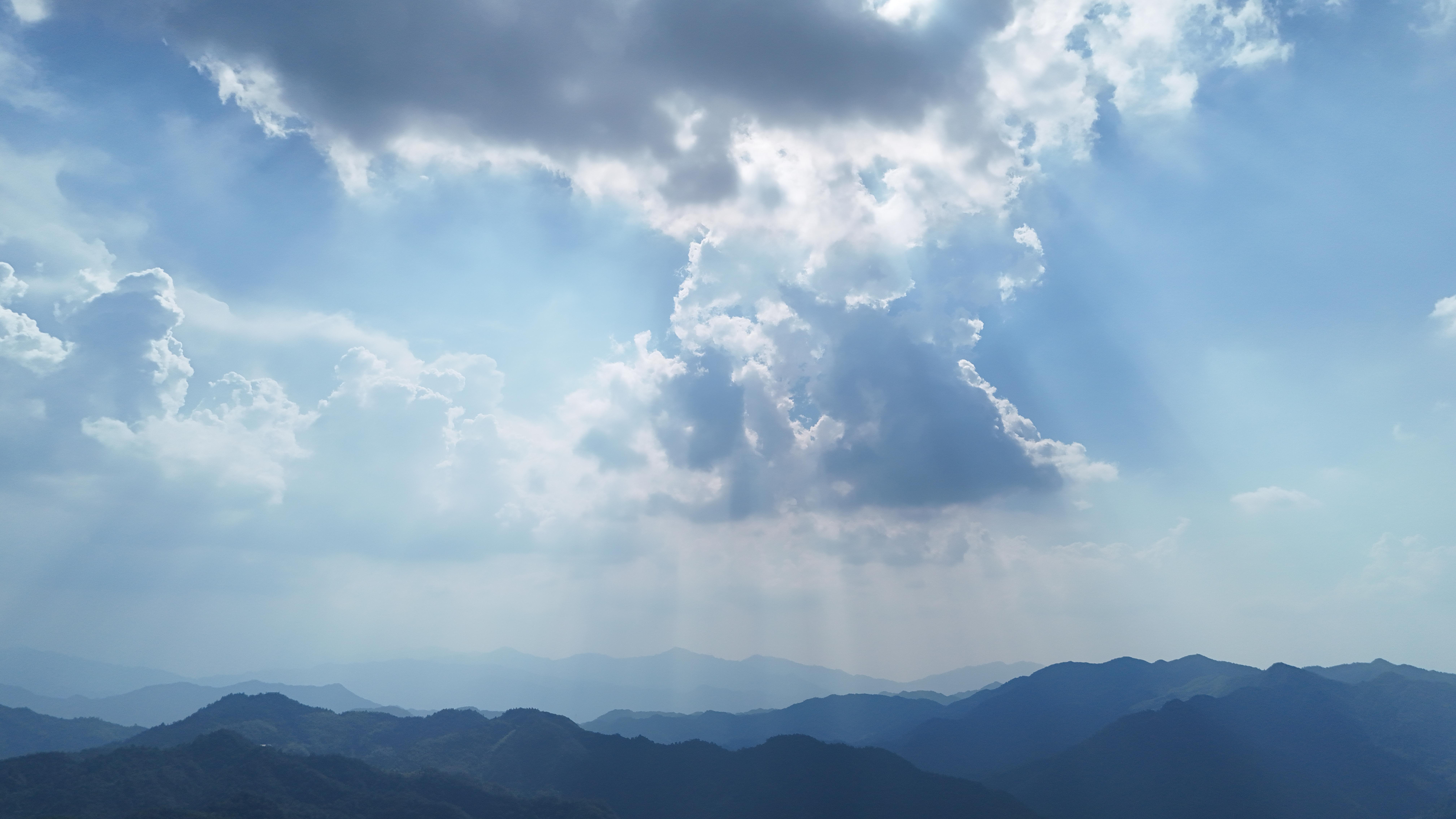 伪山
